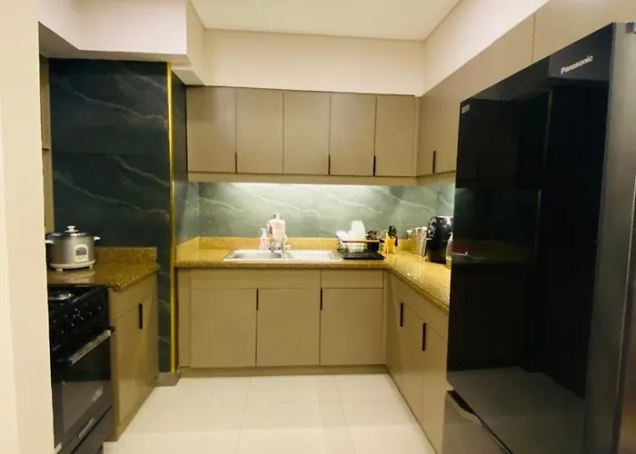 Appartement Stylish & Spacious Place Near Bgc Fast Wi-fi