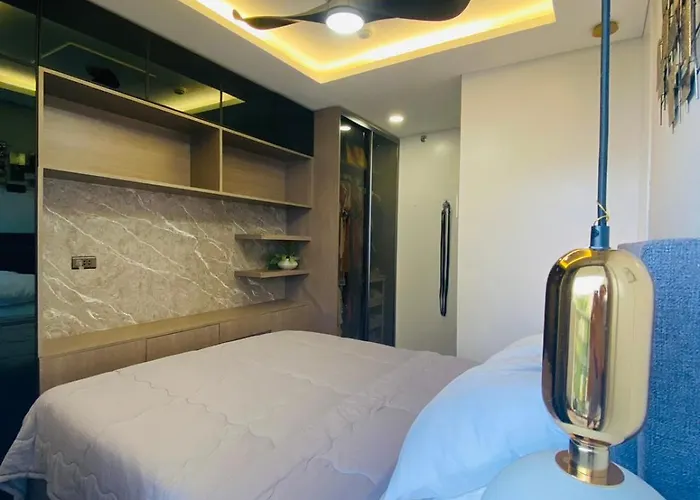 Stylish & Spacious Place Near Bgc Fast Wi-fi * Manilla